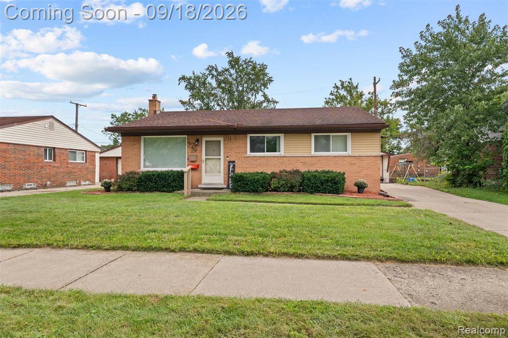 34605 Hiveley Street Property Photo 1