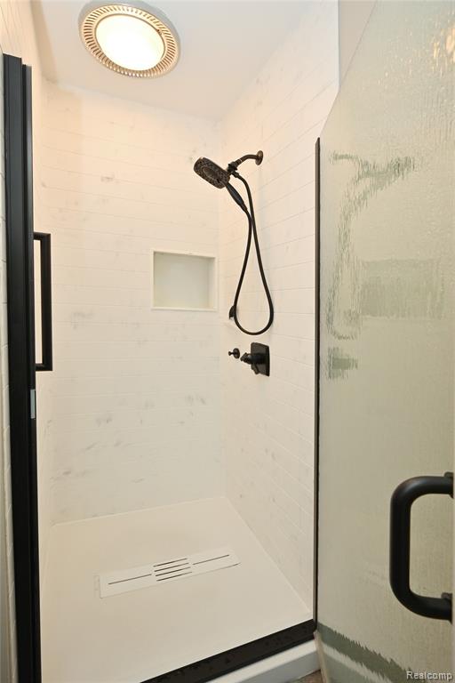 4187 Kenmore Road Property Photo 22