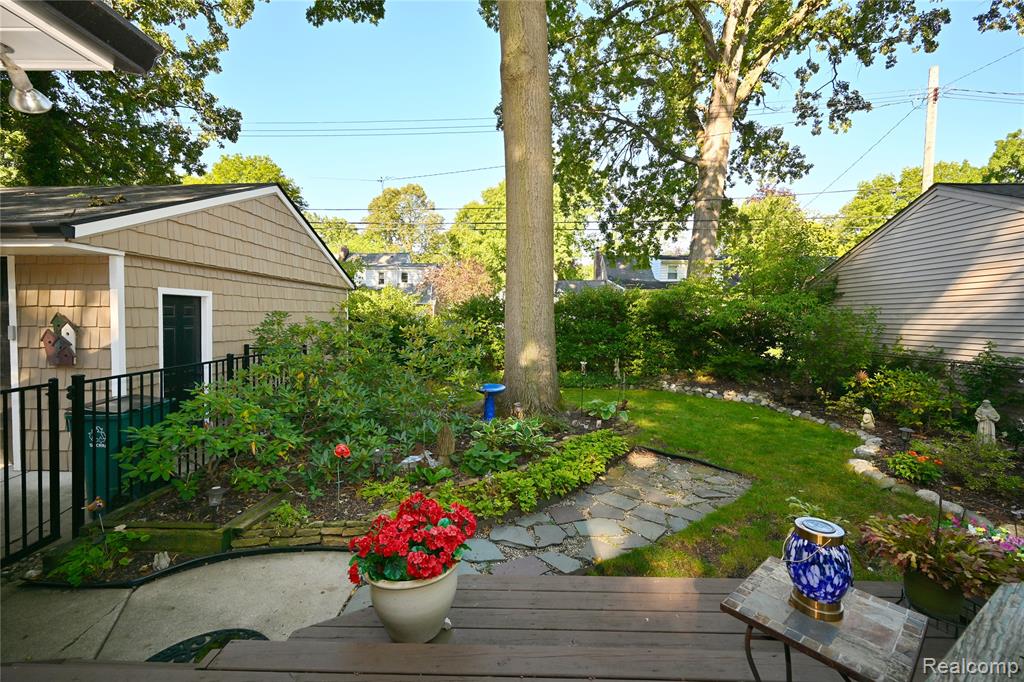 4187 Kenmore Road Property Photo 34