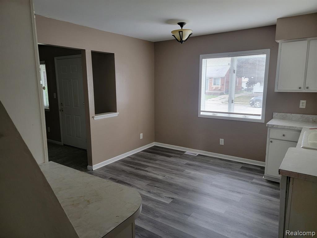 21828 Rausch Avenue Property Photo 7