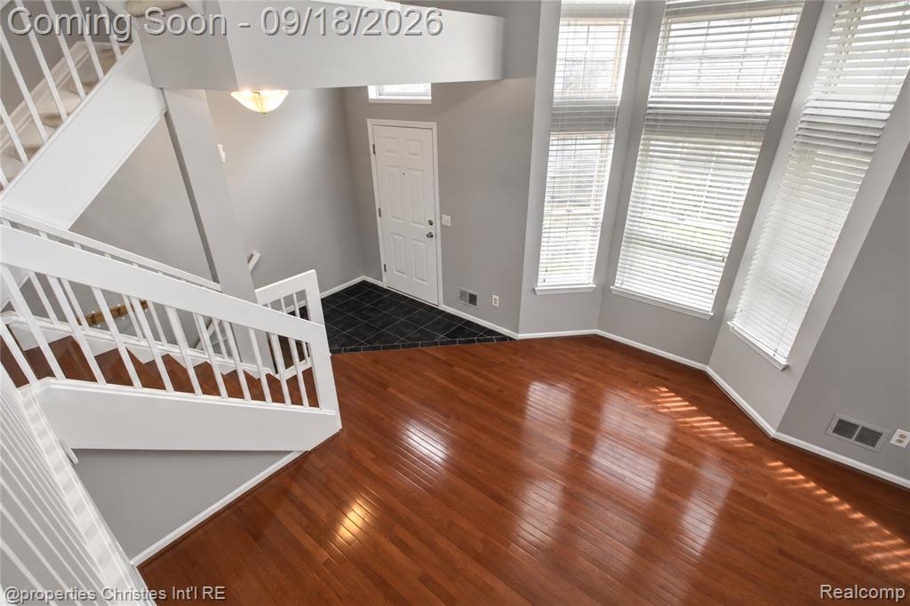 127 N Georgetown Square Property Photo 4
