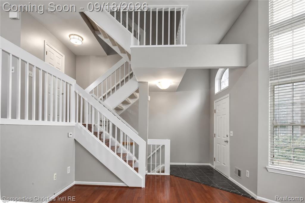 127 N Georgetown Square Property Photo 6