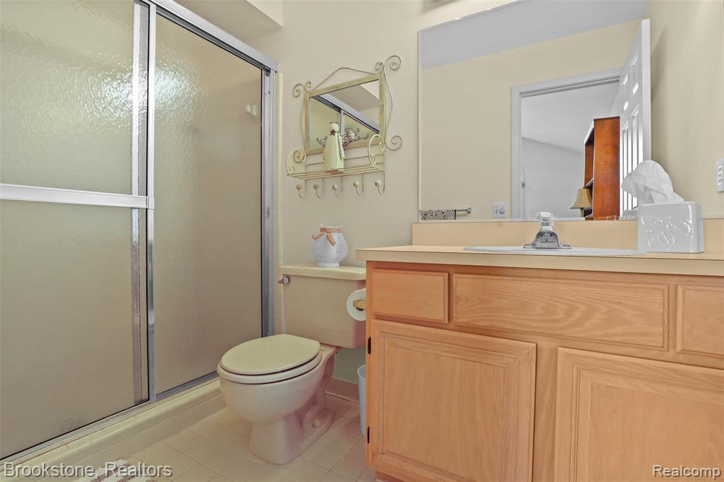 16820 Crystal Drive Property Photo 24