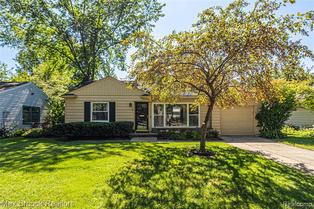 15743 Birwood Avenue Property Photo 1