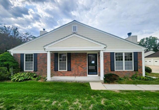 7611 Woodview Drive Property Photo 1