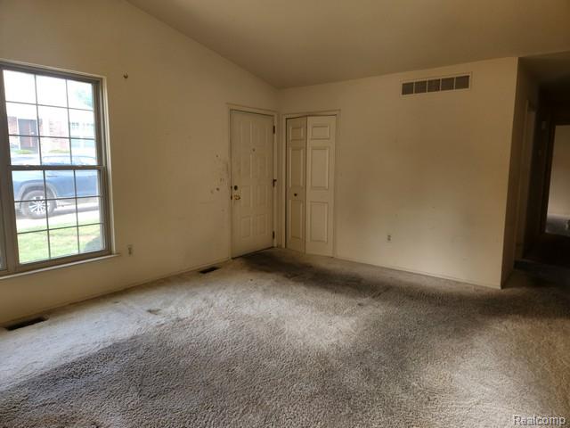 7611 Woodview Drive Property Photo 4