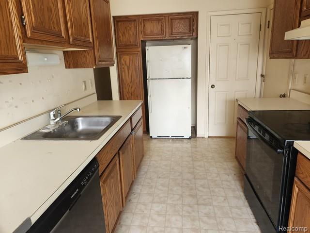 7611 Woodview Drive Property Photo 6