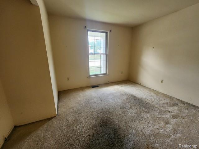7611 Woodview Drive Property Photo 12
