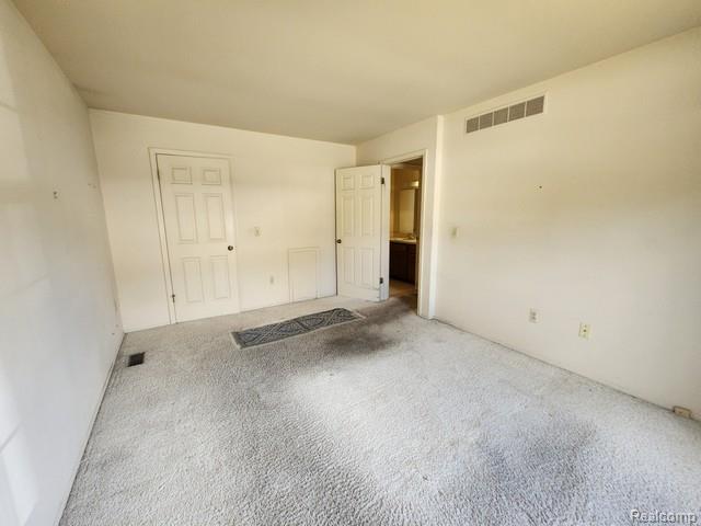 7611 Woodview Drive Property Photo 18