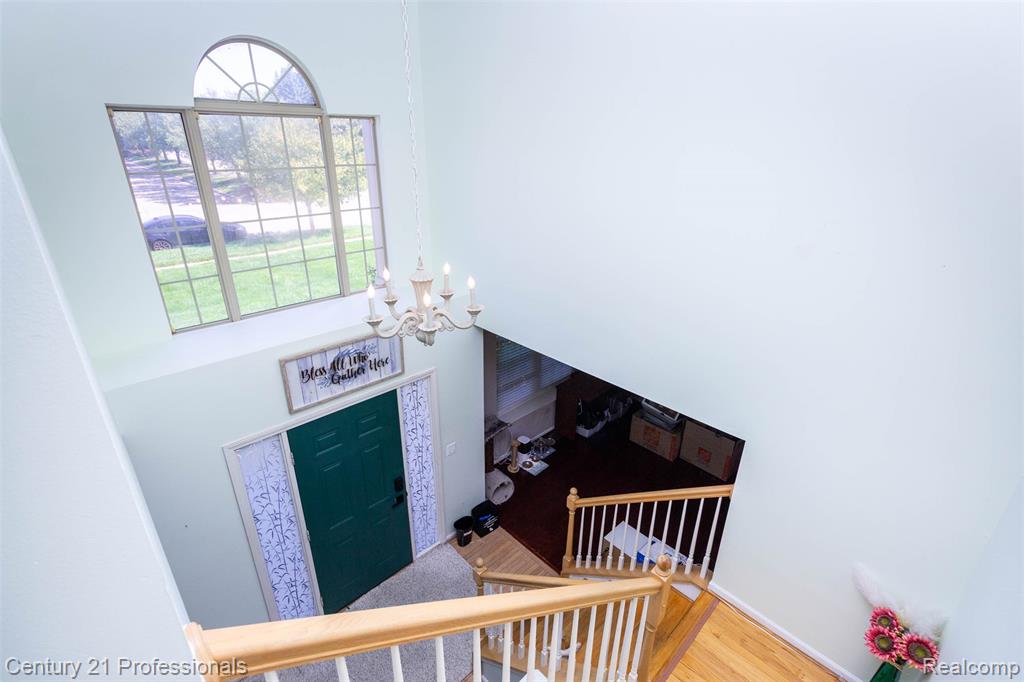 2004 Twin Sun Circle Property Photo 15