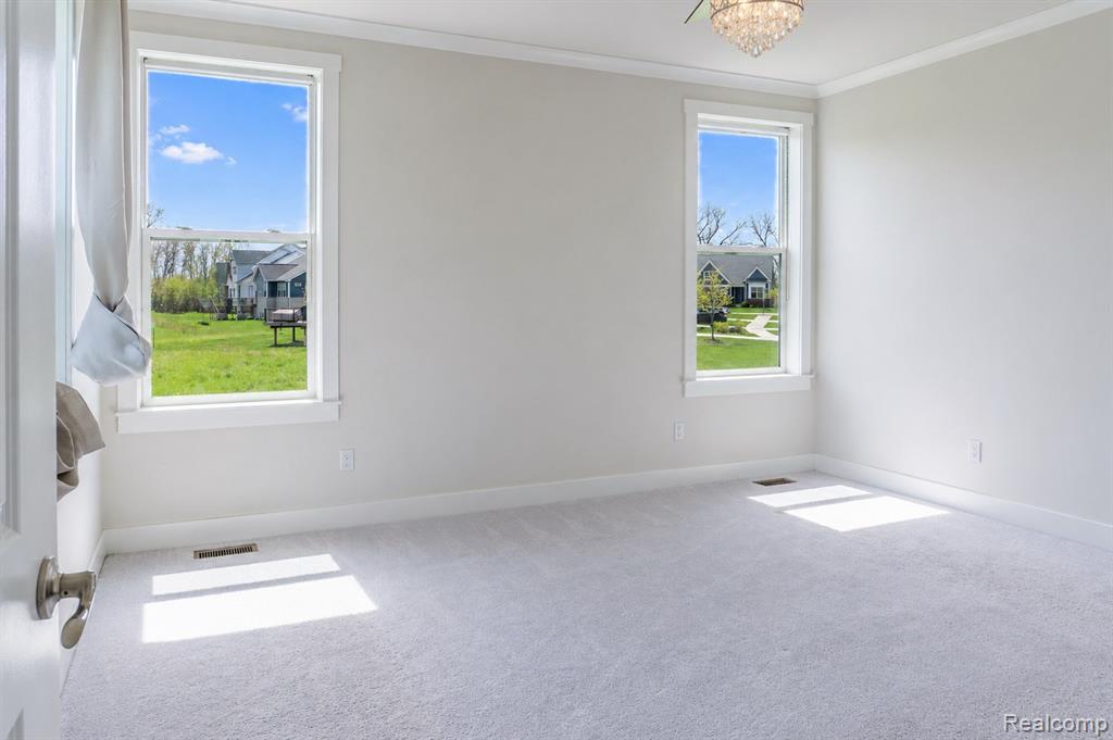 5545 Helmsdale Boulevard Property Photo 21