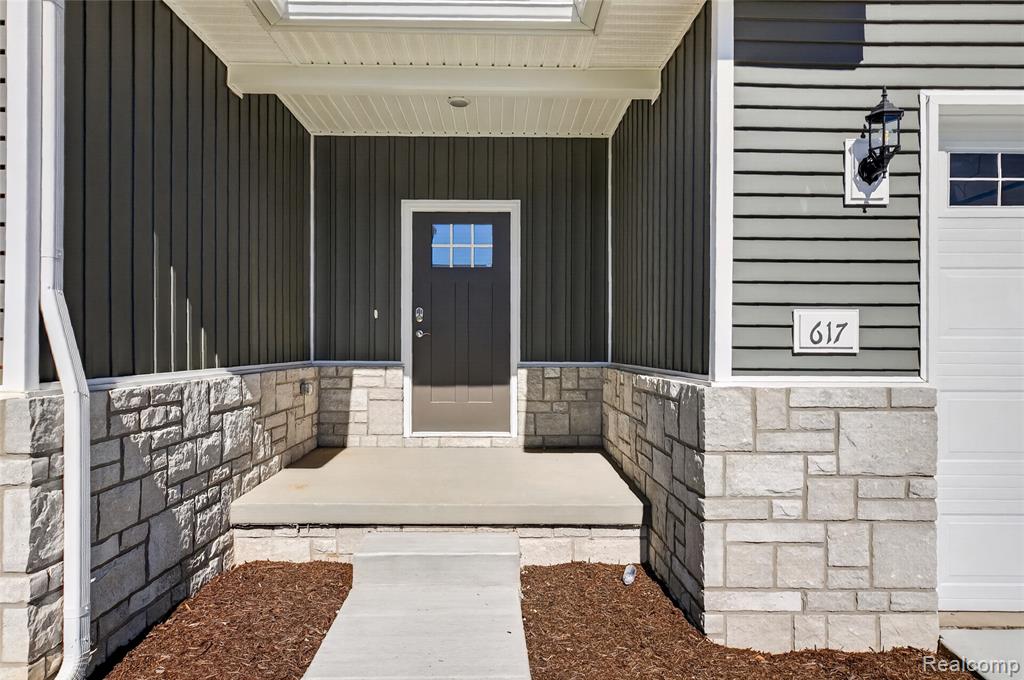 617 Round Rock Drive Property Photo 2