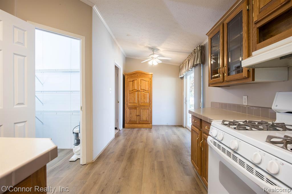 598 Trout Lake Court Property Photo 10