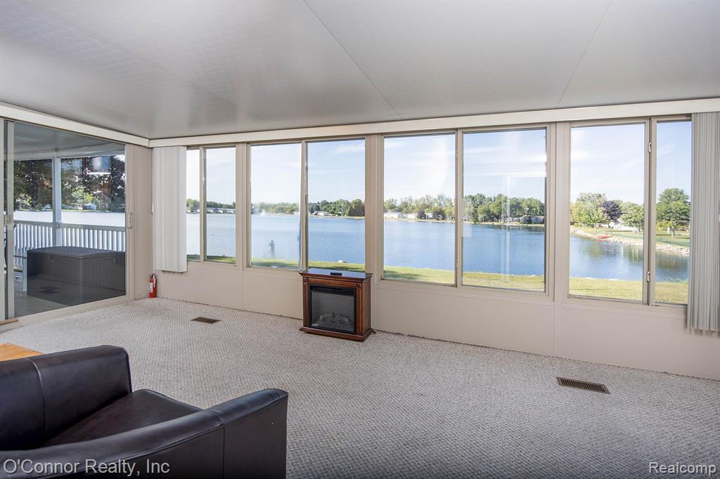 598 Trout Lake Court Property Photo 22