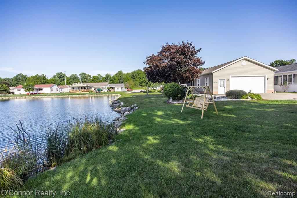 598 Trout Lake Court Property Photo 23
