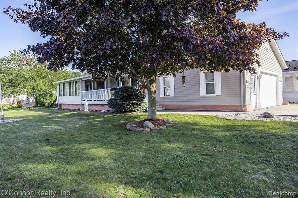 598 Trout Lake Court Property Photo 25