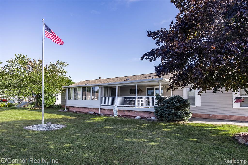598 Trout Lake Court Property Photo 26