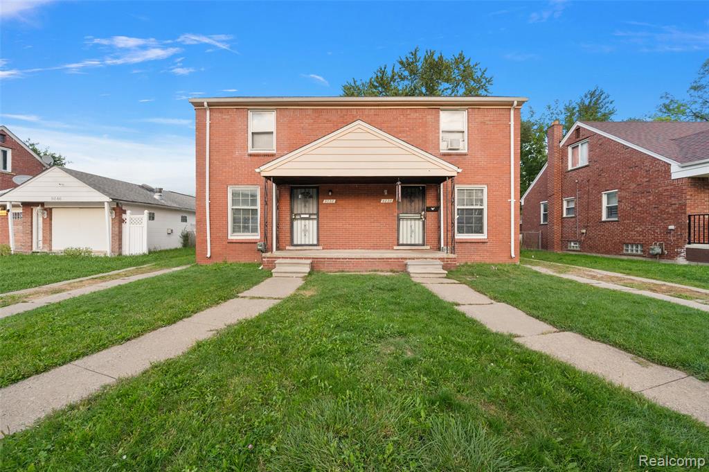 9236 Evergreen Avenue Property Photo 1