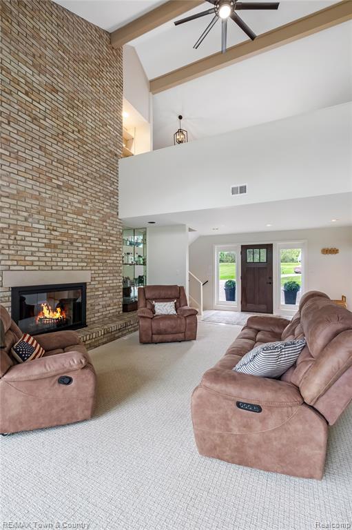 7492 River Road Property Photo 5