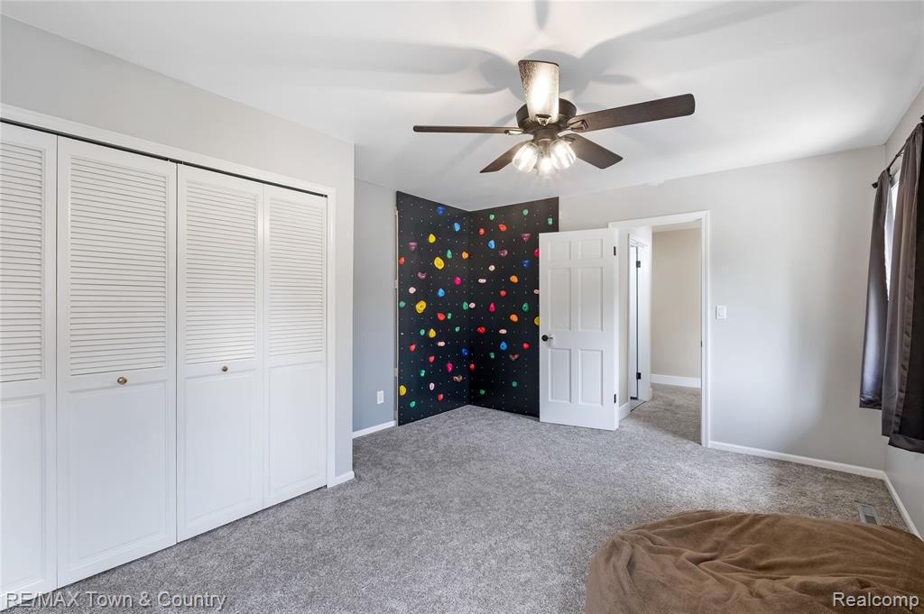 7492 River Road Property Photo 33