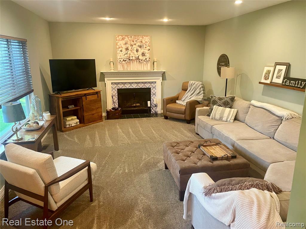 5613 Adderstone Drive Property Photo 16