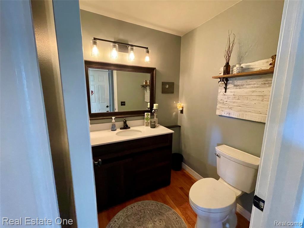 5613 Adderstone Drive Property Photo 18