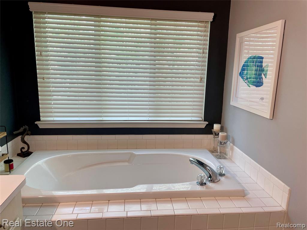 5613 Adderstone Drive Property Photo 27