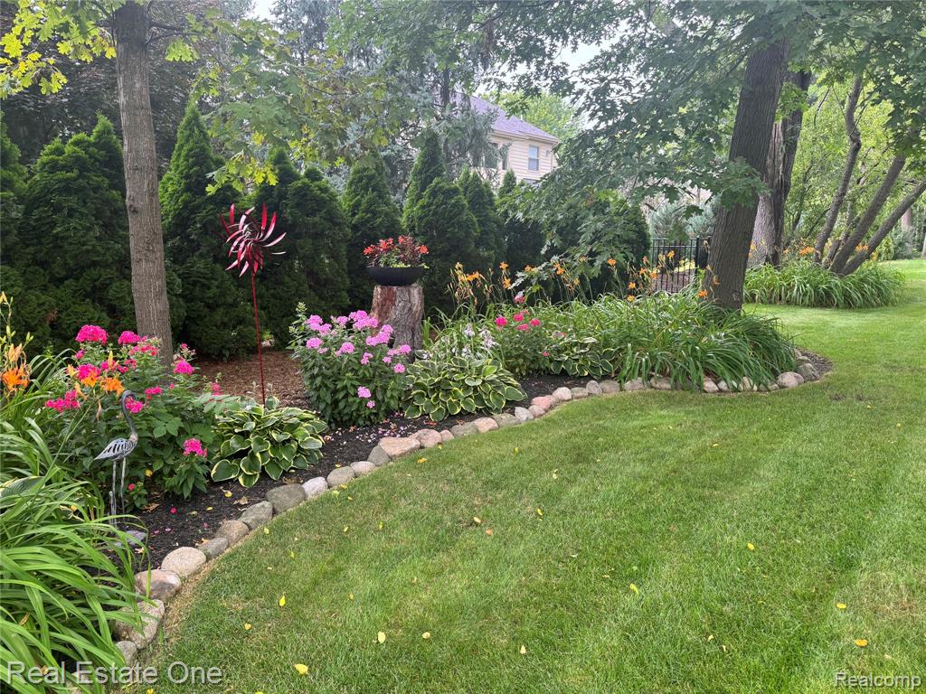 5613 Adderstone Drive Property Photo 47