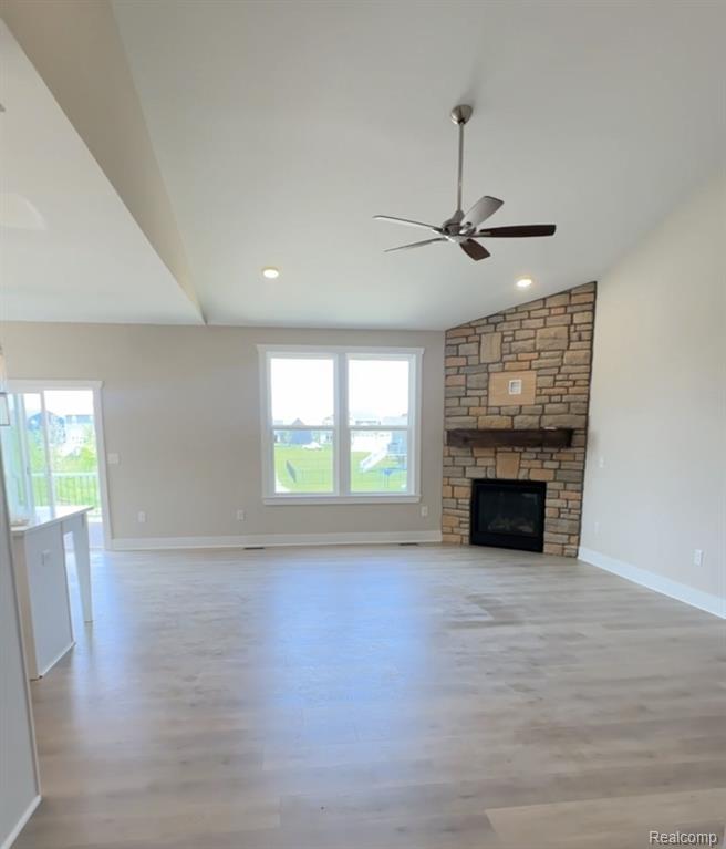 677 Round Rock Dr Property Photo 4