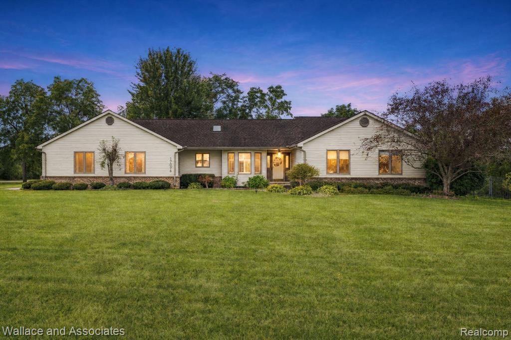 17076 27 Mile Road Property Photo 1