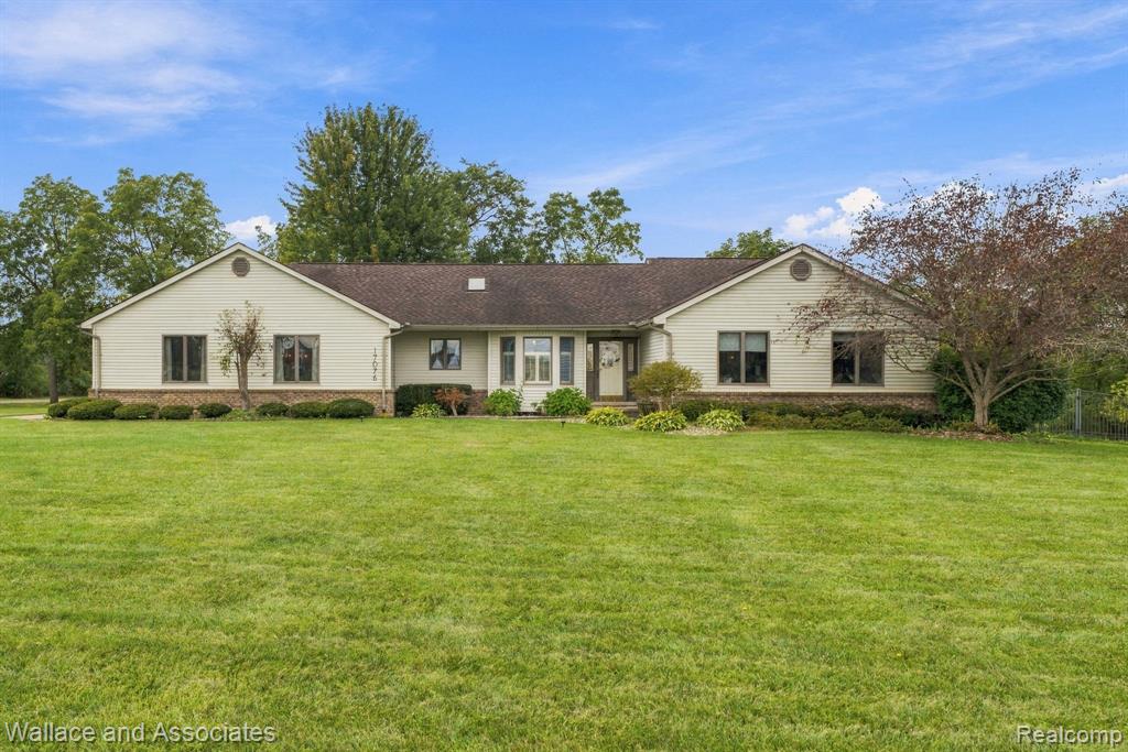 17076 27 Mile Road Property Photo 2