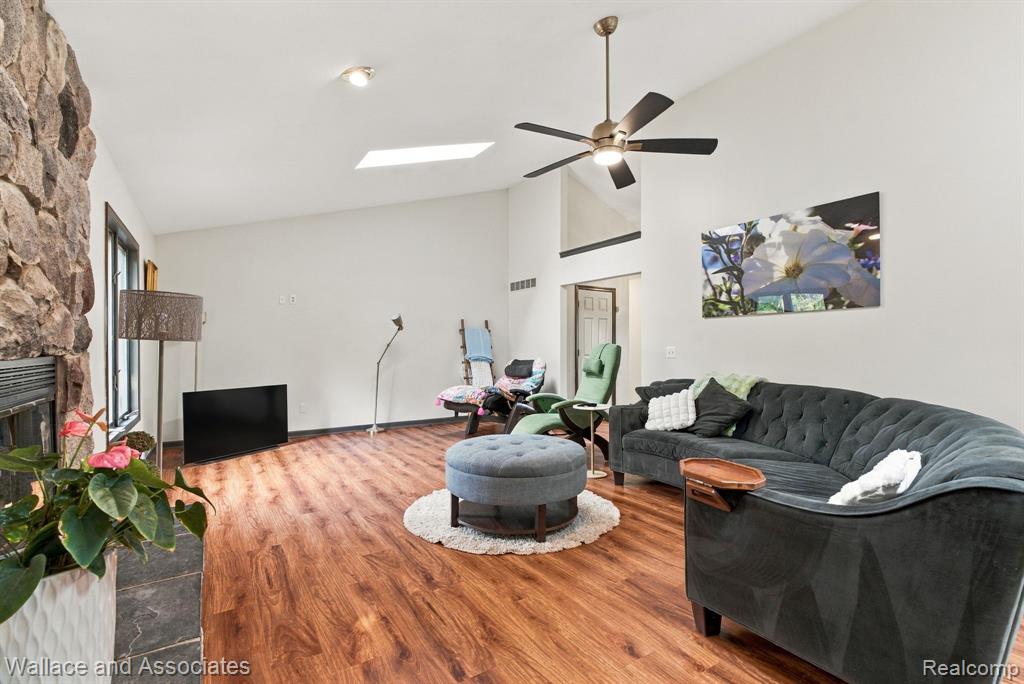17076 27 Mile Road Property Photo 11