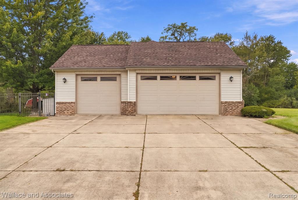 17076 27 Mile Road Property Photo 52