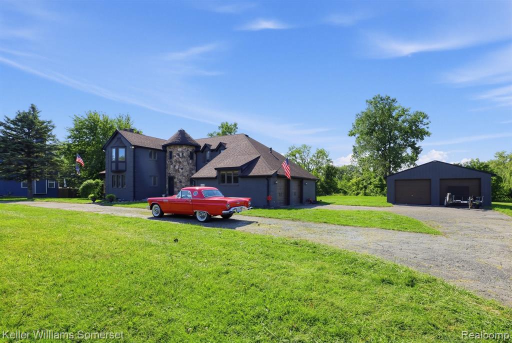52401 Baker Road Property Photo 2