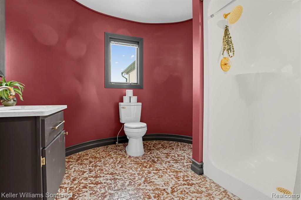 52401 Baker Road Property Photo 22