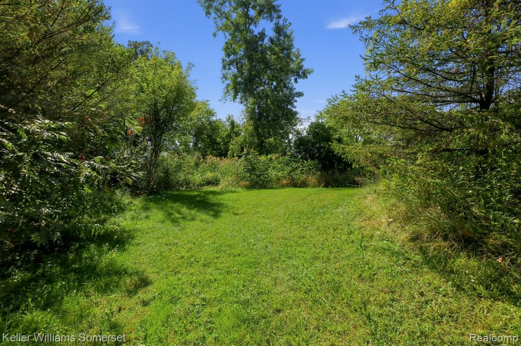 52401 Baker Road Property Photo 43
