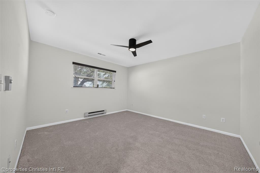 7697 Woodward Avenue Property Photo 3