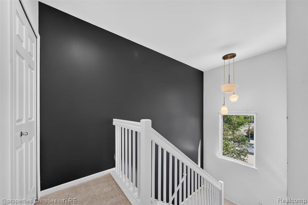 7697 Woodward Avenue Property Photo 18