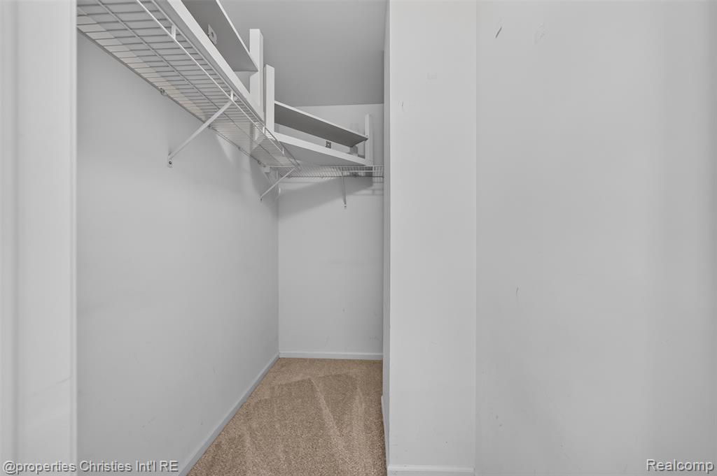 7697 Woodward Avenue Property Photo 21