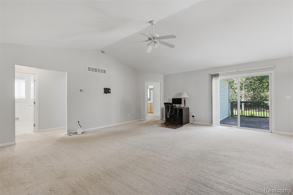 2649 Thistlewood Drive Property Photo 9