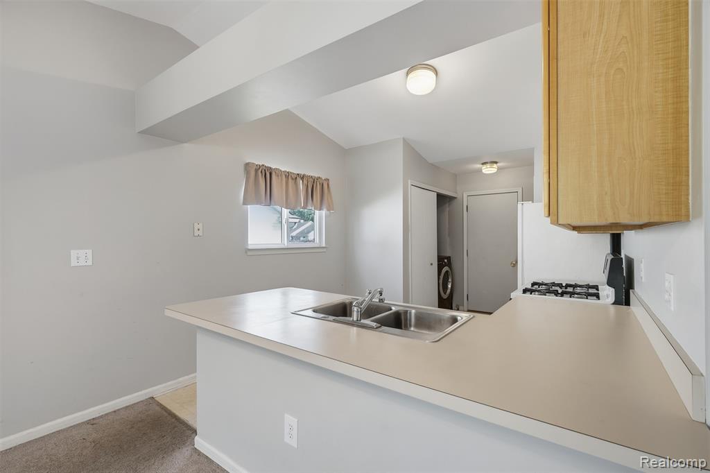 2649 Thistlewood Drive Property Photo 14