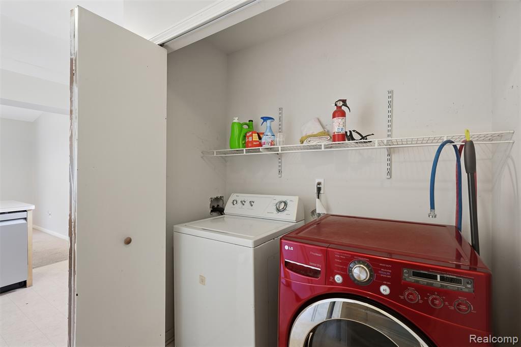 2649 Thistlewood Drive Property Photo 21