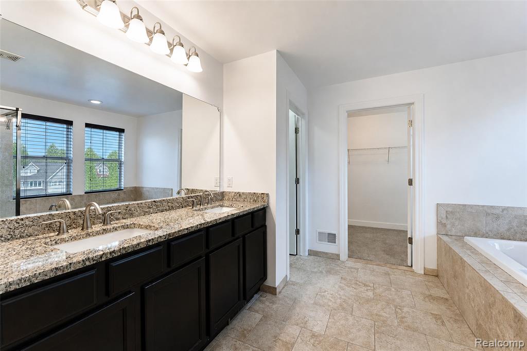 54908 N Grenelefe Circle Property Photo 44