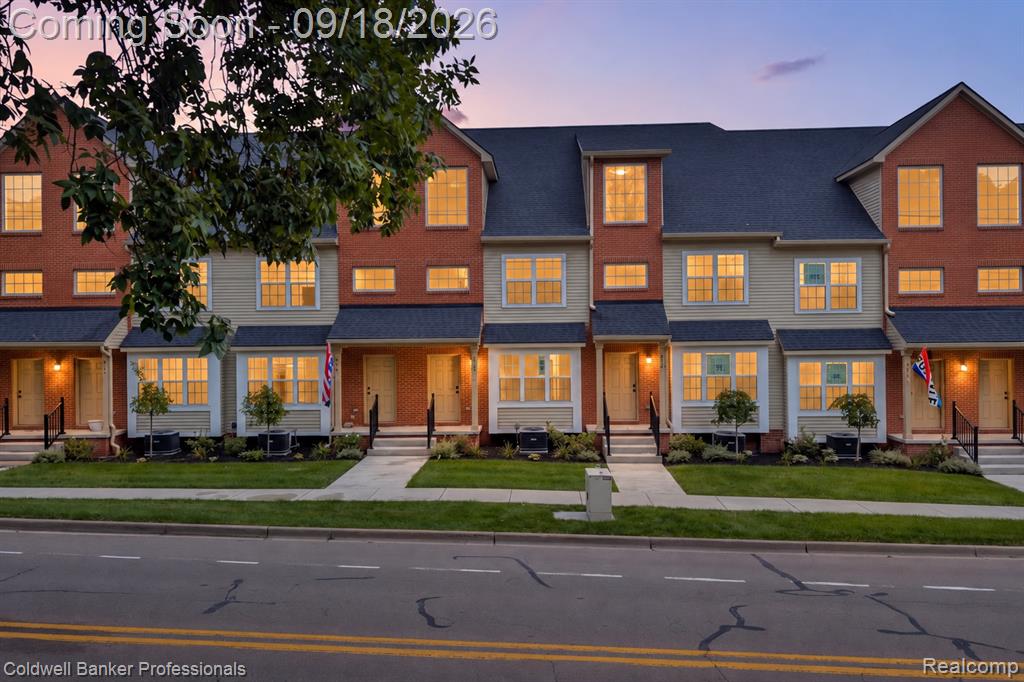 512 Village Lane Property Photo 1