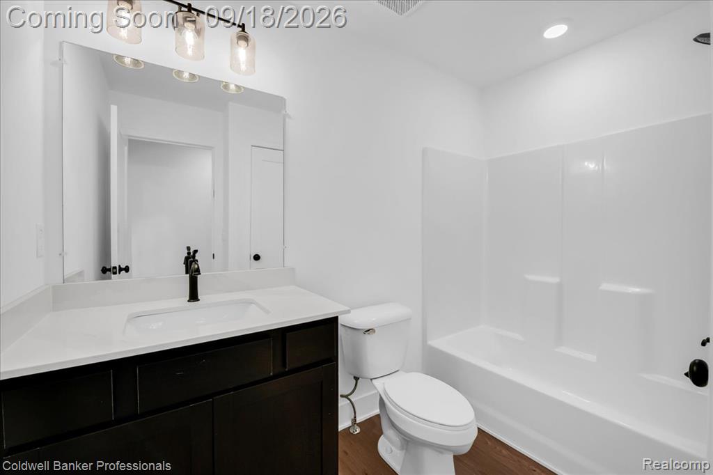 512 Village Lane Property Photo 18