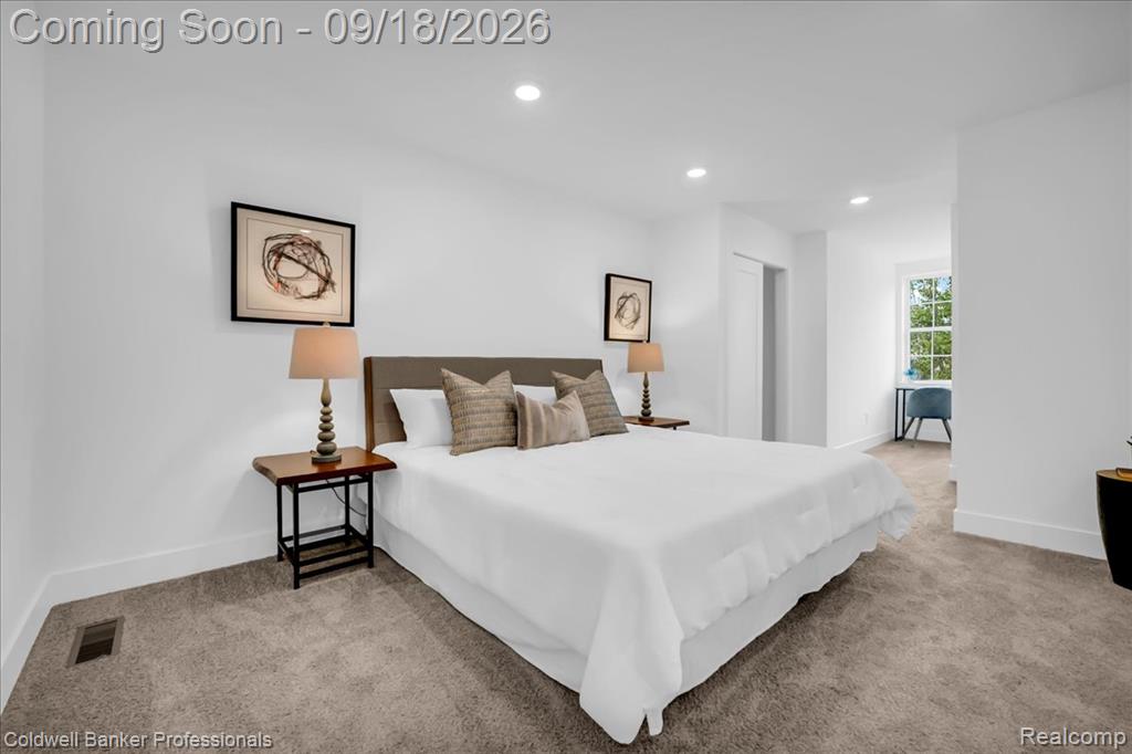 512 Village Lane Property Photo 24