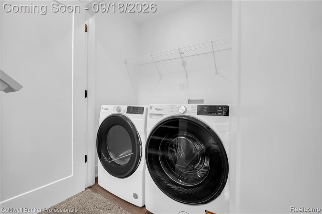 512 Village Lane Property Photo 29