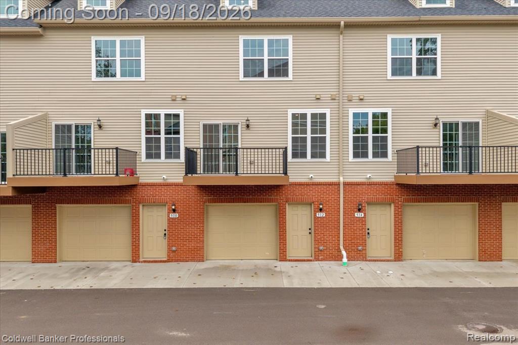512 Village Lane Property Photo 37