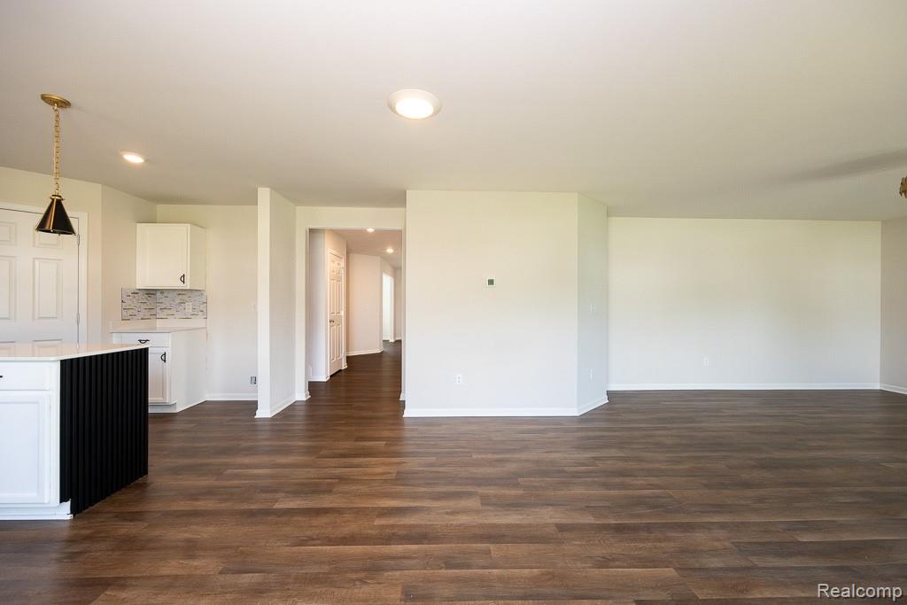 14218 Old Oak Trail Property Photo 11