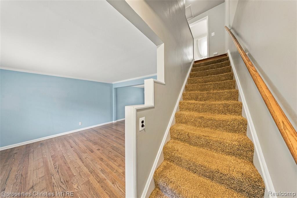 1642 Graefield Road Property Photo 11